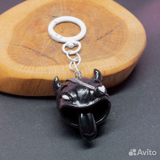 Брелок нуарный демон