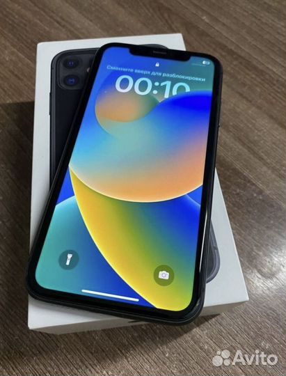 iPhone 11, 64 ГБ