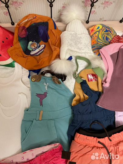 Пакет одежды на девочку 104 110