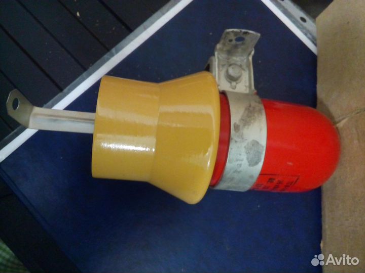 Силовой конденсатор