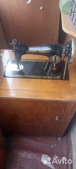 Швейная машина Подольск ручная