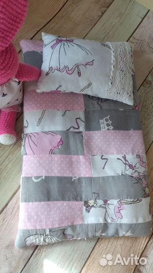 Постелька для кукол