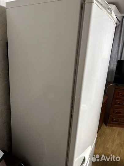 Холодильник Stinol