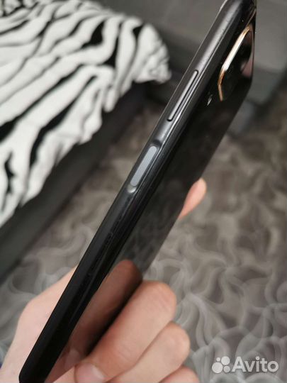 Телефон Huawei p40 lite 6/128