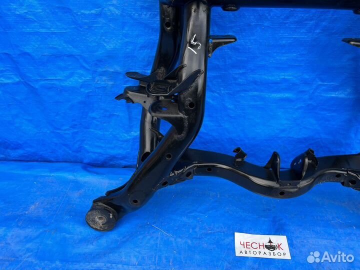 Подрамник задний Volkswagen Touareg Audi Q7