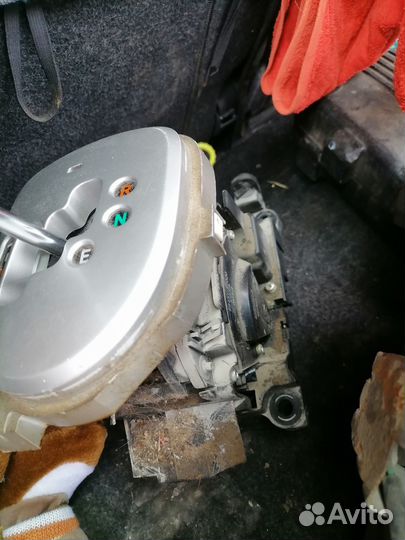 Коробка робот передач Tayota yaris 2007