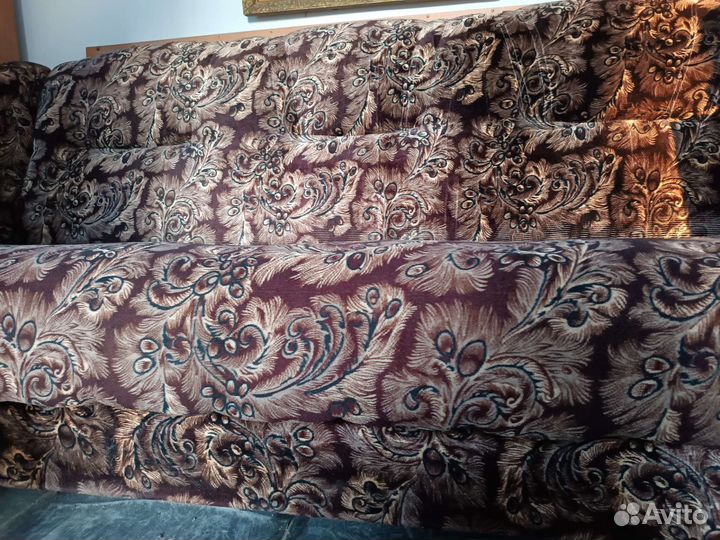 Диван книжка