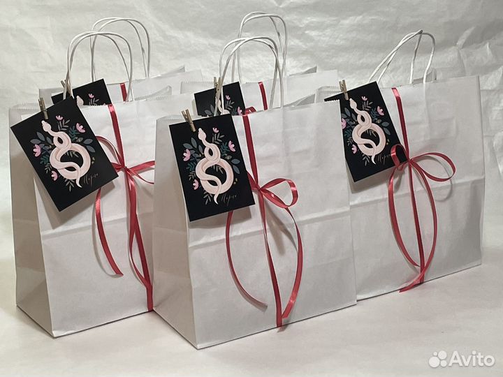 Корпоративные подарки 23 февраля и 8 марта