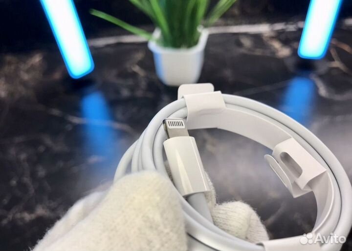 Зарядное устройство на iPhone 20w