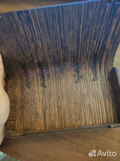 Шкатулка для денег