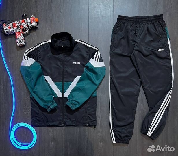 Спортивный костюм Adidas в стиле ретро зеленый