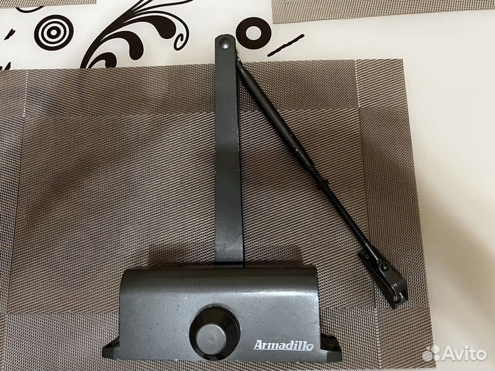 Доводчик дверной морозостойкий Armadillo LY4(85кг)