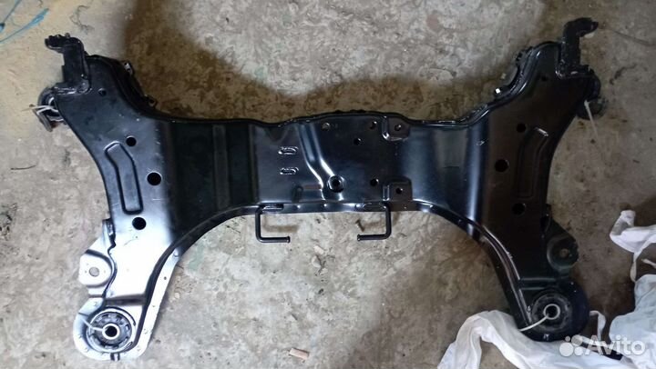 Подрамник передний Хендай Матрикс 2001-2010