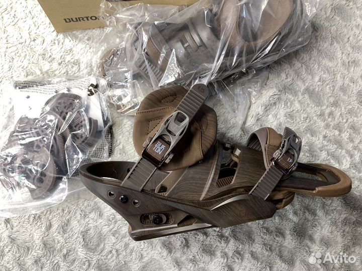 Крепления для сноуборда M Burton Cartel Новые