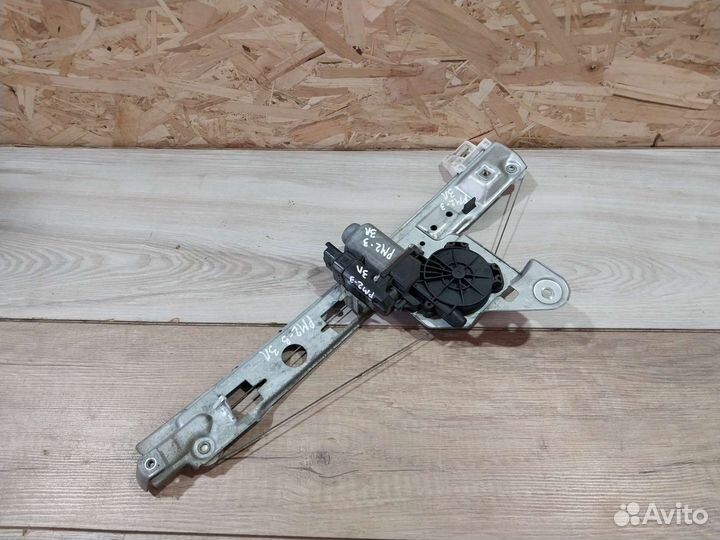 Стеклоподьемник задний Renault Megan 2