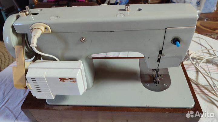 Швейная машинка подольск 142