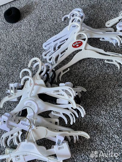 Вешалки плечики