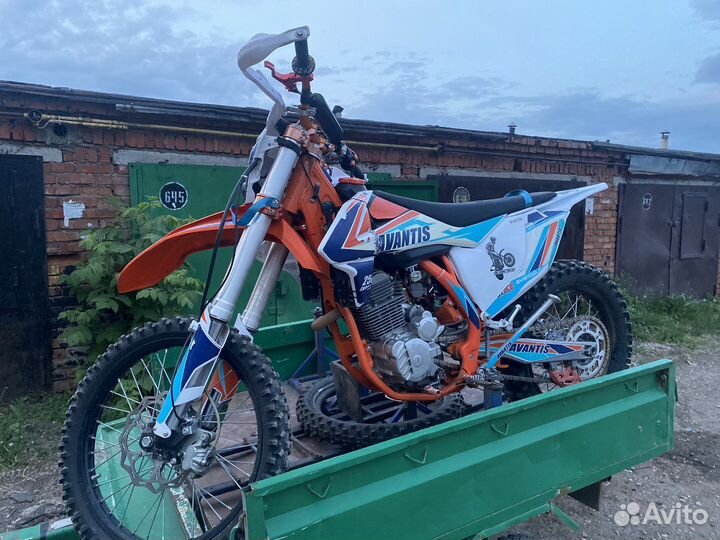 Эндуро Авантис 250