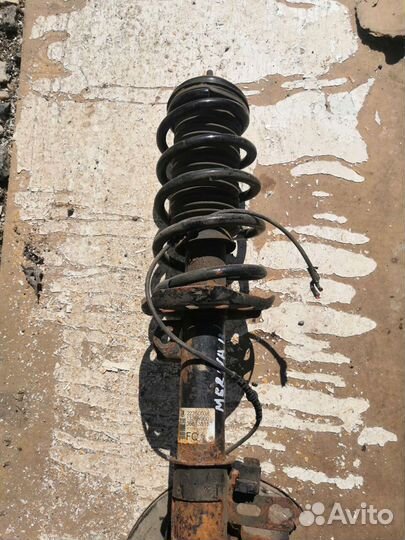 Амортизатор передний левый Opel Meriva B