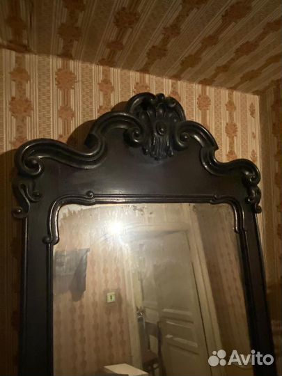 Зеркало настенное старинное
