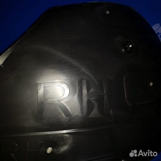 Подкрылок передний правый Kia Seltos seltos G4FG5