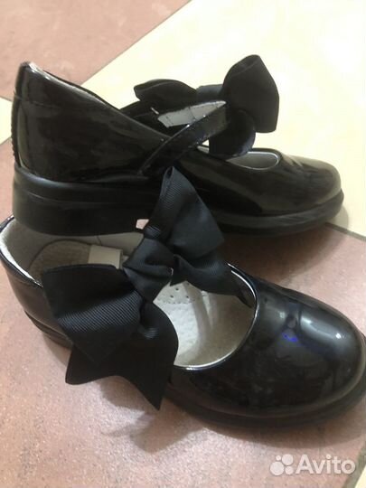 Туфли для девочки черные