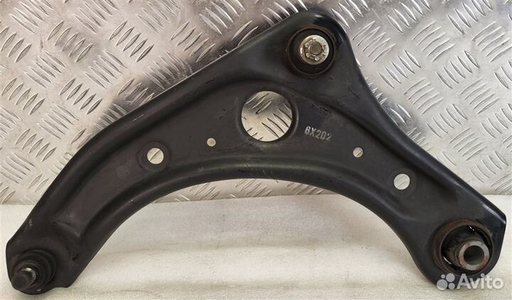 Рычаг передний левый Nissan Note E Power HE12