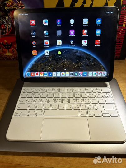 iPad air 4 64gb 2020 + magic keyboard