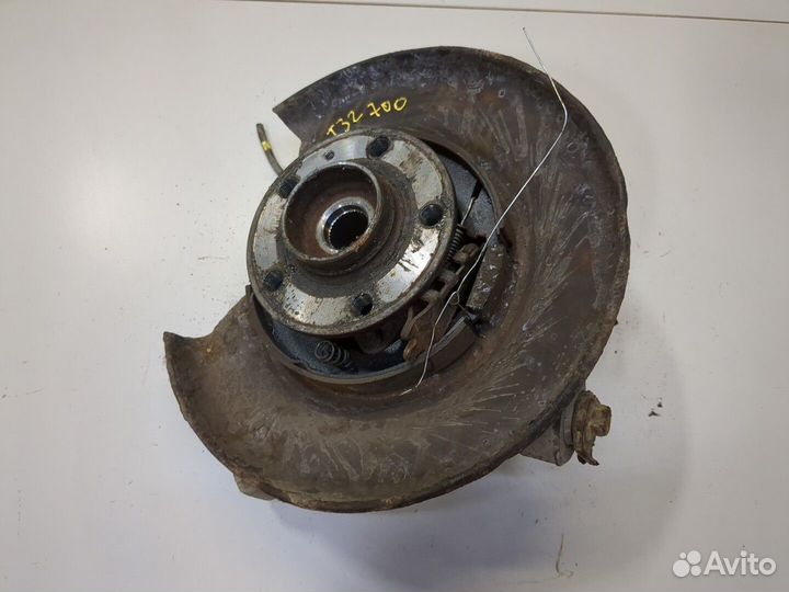 Ступица (кулак, цапфа) Volvo XC70, 2007