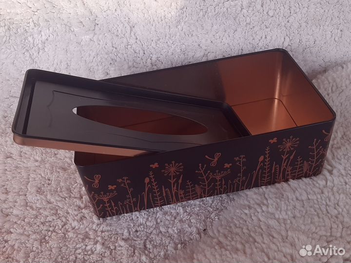 Корзинки и подставки металлические