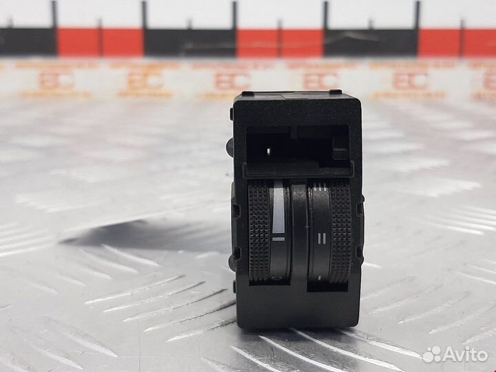 Кнопка корректора фар Audi A3 8L 1996