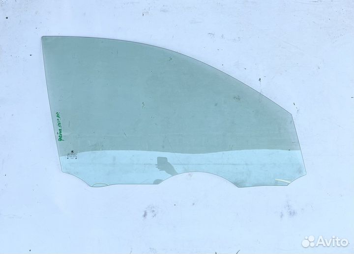 Стекло переднее правое Skoda Fabia