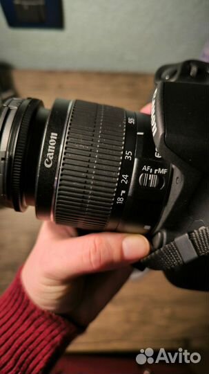 Зеркальный фотоаппарат Canon EOS 2000D Kit 18-55mm