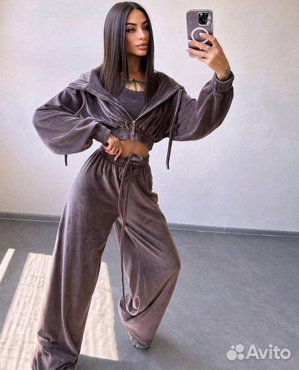 Велюровый костюм женский 42 44 размер