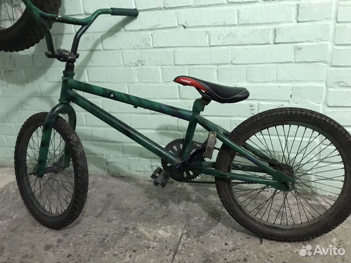 Трюковый велосипед