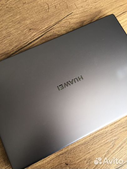 Ноутбук huawei BoDE- WFH9