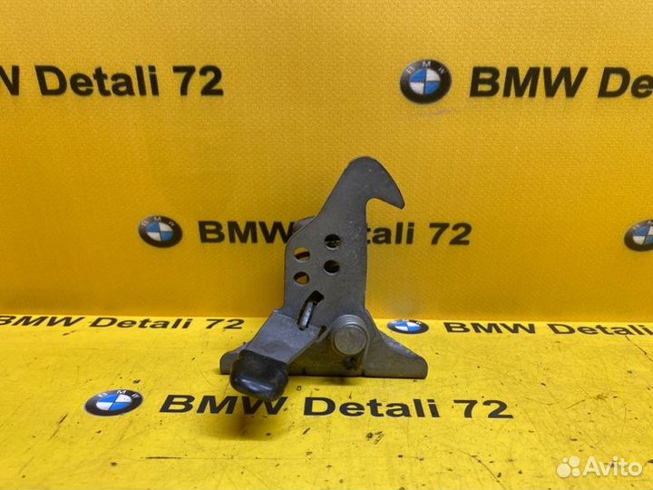 Крюк замка капота Bmw X3 E83 M54B30 2004