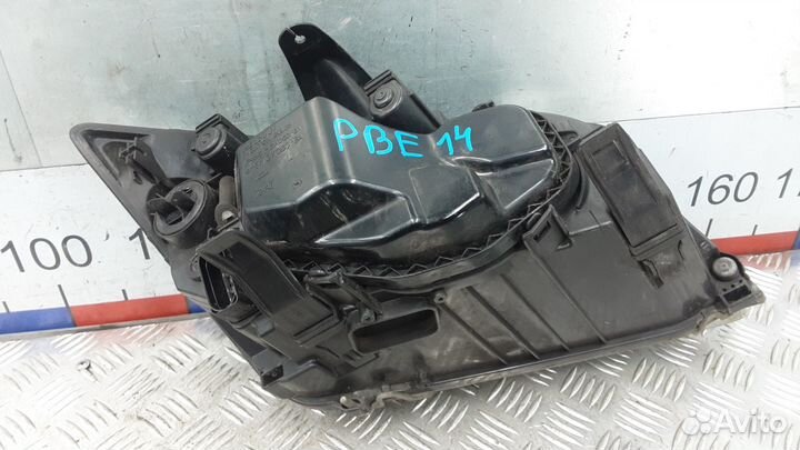 Фара Ford Focus 2 (2004-2011)