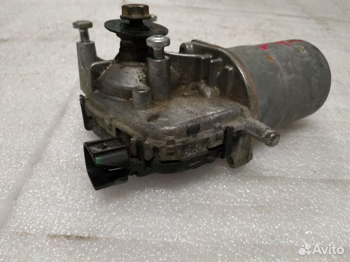 Мотор переднего стеклоочистителя LADA Vesta