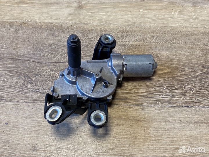 Volkswagen golf 6 моторчик заднего дворника