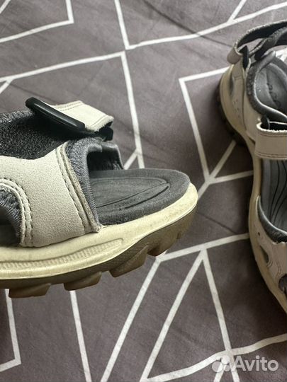 Босоножки женские