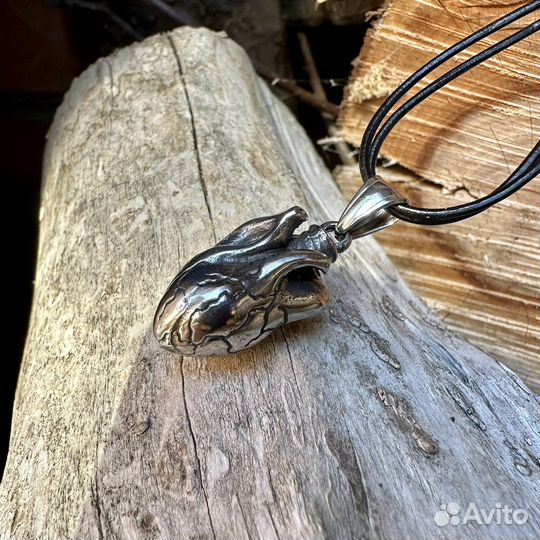 Анатомическое сердце подвеска из стали
