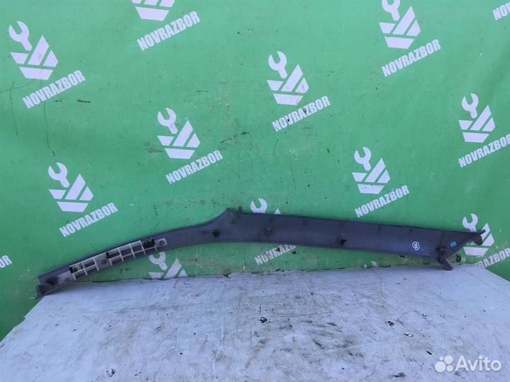 Обшивка стойки Митсубиси Галант 8