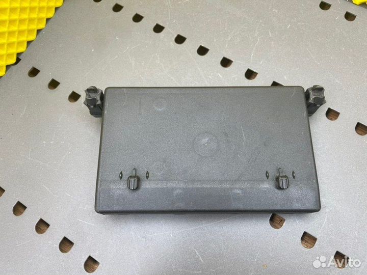 Блок двери передний левый Mercedes-Benz C-Class