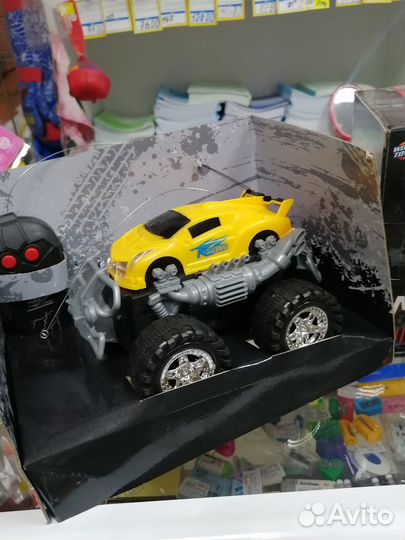 Машина с радиоуправлением