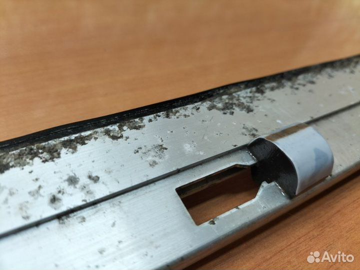 Стекло двери переднее левое Opel Vectra A 1992