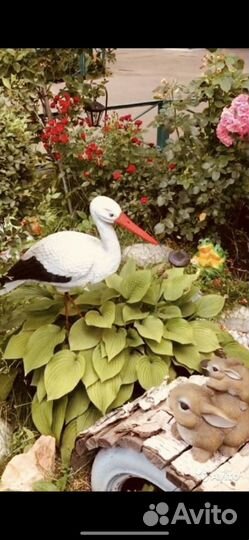 Садовая фигура аист