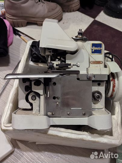 Оверлок Yamata GN1-113D