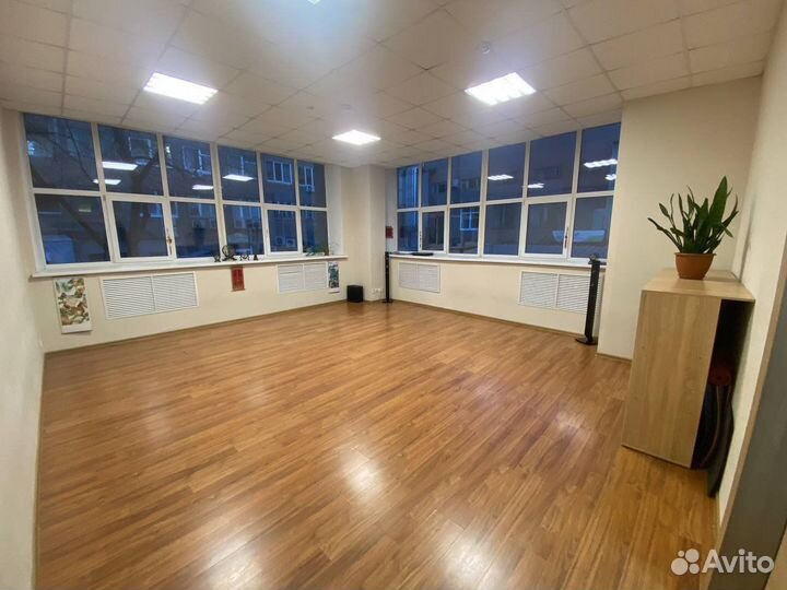 Почасовая аренда зала с Душой в центре города
