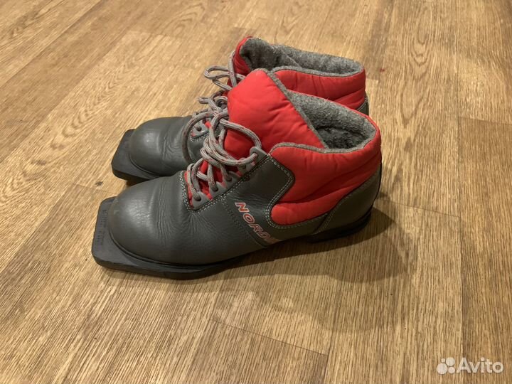 Лыжные ботинки hordik